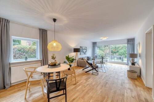 Wohnzimmer - Großzügiges Zuhause - Perfekt für Generationswohnen