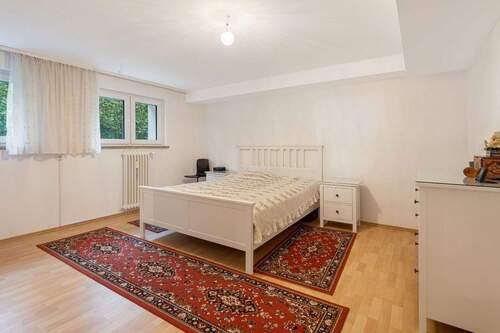 Schlafzimmer Einheit UG rechts - 