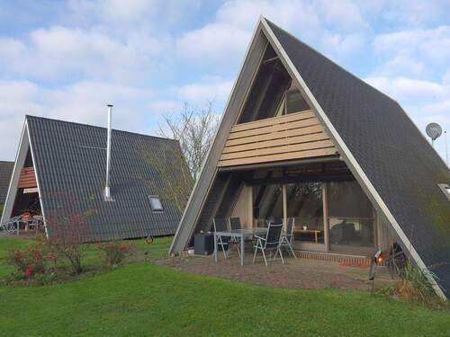 Haus rechts - 6 Zimmer Mehrfamilienhaus, Wohnhaus zum Kaufen in Friedrichskoog