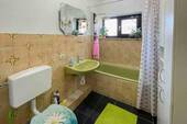 Badezimmer_1_Whg_EG - 