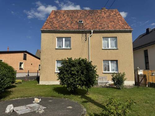Hausansicht - 6 Zimmer Einfamilienhaus zum Kaufen in Heideland OT Königshofen