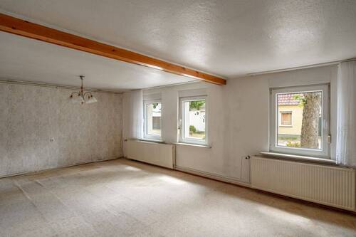 Wohnzimmer - 7 Zimmer Einfamilienhaus in Wusterwitz