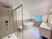 Badezimmer OG - 
