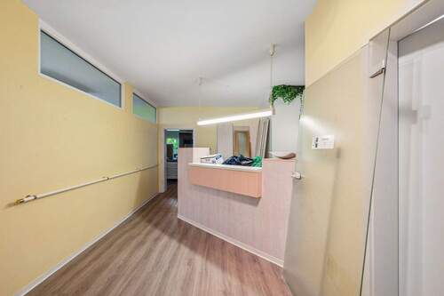 Eingang rotes Haus - 