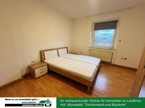 Schlafzimmer - Mehrfamilienhaus, Wohnhaus mit 255,00 m&sup2; in Selb zum Kaufen