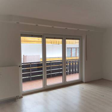 Apartment u. großer Balkon - 