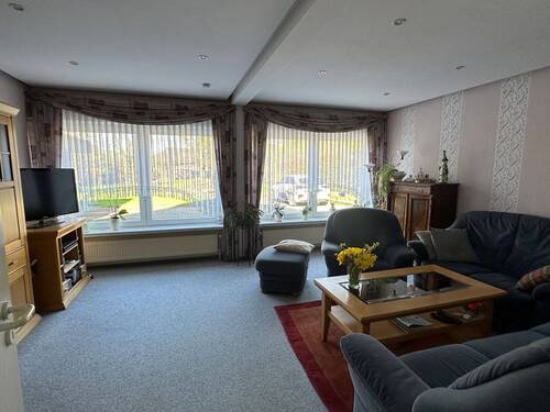 Wohnzimmer (hintere Whg) - 