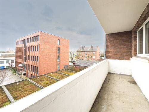 IMG_6829 - 3-Zimmer-Wohnung mit Loggia Top-Anbindung Therme neu
