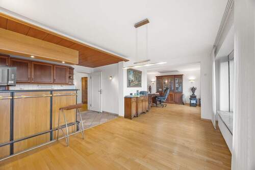 Büro / Souterrain - 