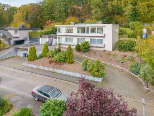 Hausfront - 8 Zimmer Bungalow zum Kaufen in Geesthacht