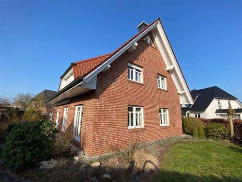 Frühlingspadd 4 - 4 Zimmer Mehrfamilienhaus, Wohnhaus in Ganderkesee