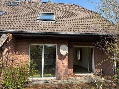 Ansicht - Bastler oder Bagger, Doppelhaushälfte in ruhiger Wohnstraße