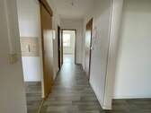 Flur - Beispielbild - 3 Zimmer Etagenwohnung in Meißen