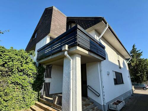 Moderne Wohnung mit Balkon - 4 Zimmer Etagenwohnung zur Miete in Schriesheim