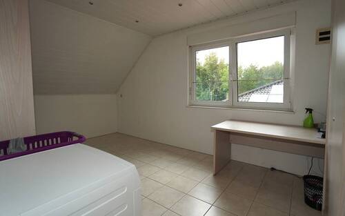 Zimmer 6 OG - 