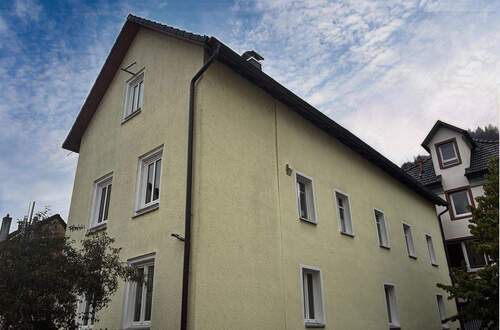Außenansicht - Charmantes Zweifamilienhaus mit Lagerfläche im Zentrum von Schramberg
