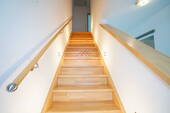 Treppenaufgang mit Spots - 