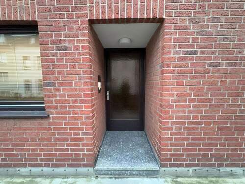 Haustür - Terrassenwohnung mit 101,00 m&sup2; in Krefeld zum Kaufen