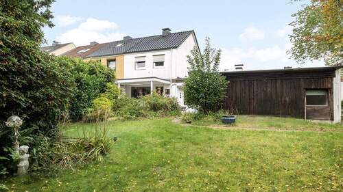 Rückansicht - Seltene Gelegenheit in Schenefeld - Reihenendhaus in ruhiger und beliebter Lage