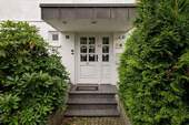Eingangstür - 4 Zimmer Reihenendhaus in Schenefeld