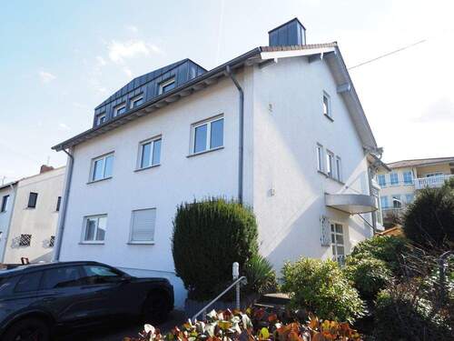 Straßenansicht - 5 Zimmer Etagenwohnung zum Kaufen in Montabaur