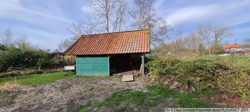 Schuppen, z Zt Holzlager - 