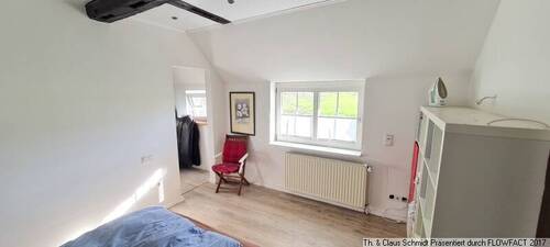 Schlafzimmer mit Ankleide - 