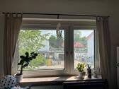 sonnige Räume d. gr. Fenster - 