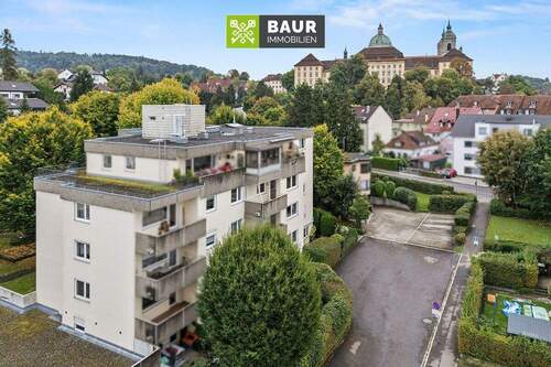 Titelbild - 360° I 3-Zi.-ETW mit Balkon, Aufzug renovierungsbedürftig mit Potenzial
