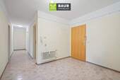 Flur - 3 Zimmer Etagenwohnung in Weingarten