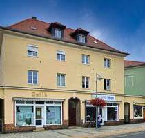 Zentral Wohnen in Heidenau mit Einbauküche, Parkett und Hobbyraum