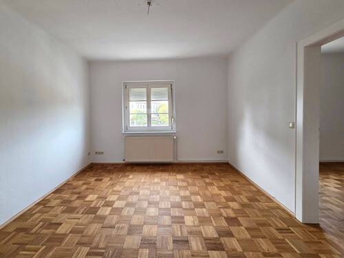 Wohnen - 2 Zimmer Etagenwohnung zur Miete in Heidenau