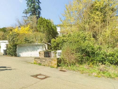 Straßenansicht - Grundstück in Nürtingen