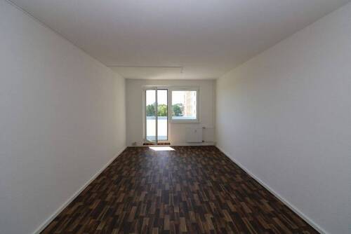 Titelbild - Familienwohnung sucht Nachwuchs...4-RW mit Wanne & Balkon!!!