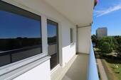 Balkon - Etagenwohnung mit 88,60 m&sup2; in Freiberg zur Miete
