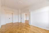 Schlafzimmer 1 - Etagenwohnung mit 151,00 m² in Leipzig zum Kaufen