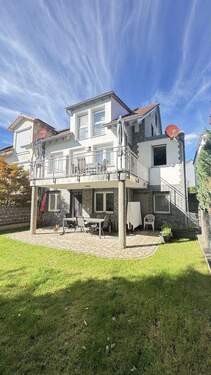 Hausansicht Südseite - Doppelhaushälfte mit 185,60 m&sup2; in Vaihingen an der Enz zum Kaufen