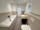 Sanierungsbeispiel Badneugestaltung - 