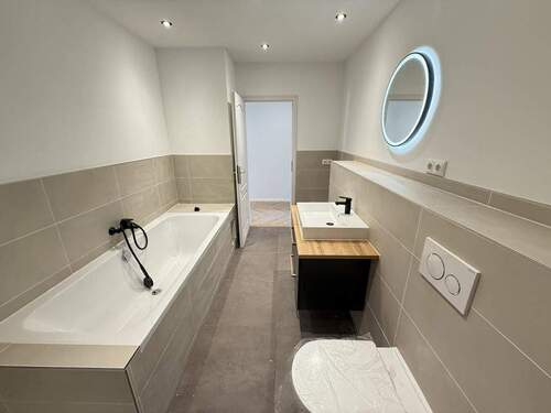 Sanierungsbeispiel Badneugestaltung - 