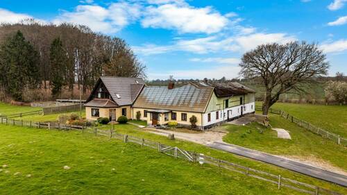 Außenaufnahme - Einfamilienhaus mit 148,00 m&sup2; in Böklund zum Kaufen