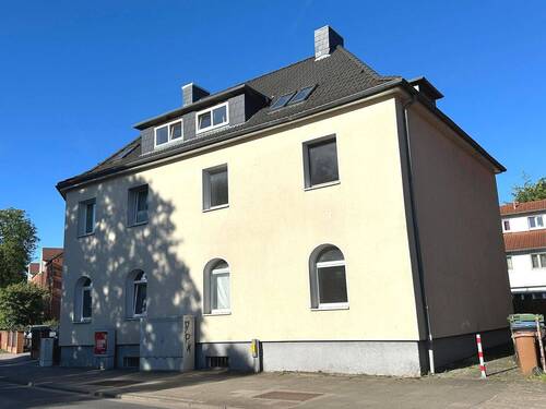 Seitenansicht - 1 Zimmer Mehrfamilienhaus, Wohnhaus zum Kaufen in Hannover