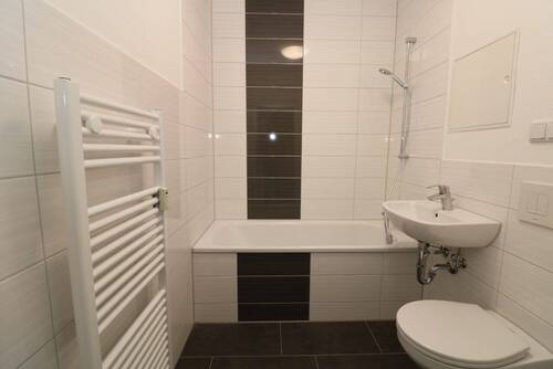 Beispiel Bad mit Wanne - 