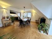 Essbereich - NEU im Angebot: Moderne, großzügige 3-ZW mit Balkon und Stellplatz in Lengfeld ab 01.08.2026!