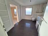 Badezimmer im Obergeschoss - 