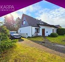 Doppelhaushälfte mit großem Garten (Erbpacht) in Hamburg - Bramfeld