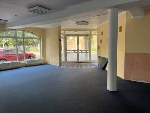 Blick auf Eingang - 1 Zimmer Gewerbeobjekt (Büro, Produktion, Verkauf) in Salzwedel