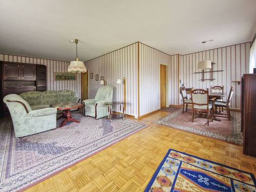 Wohnzimmer im Erdgeschoss - 4 Zimmer Einfamilienhaus in Wewelsfleth