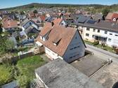 Hausansicht - 7 Zimmer Doppelhaushälfte zum Kaufen in Heroldsbach