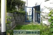 Hinter dem Haus - 