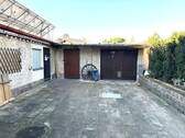 Garage und Nebengelass - 